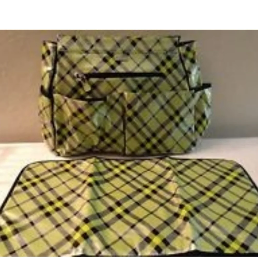 NEW Miche Green Black Delilah Go-Anywhere Shell for Prima Baby Bags